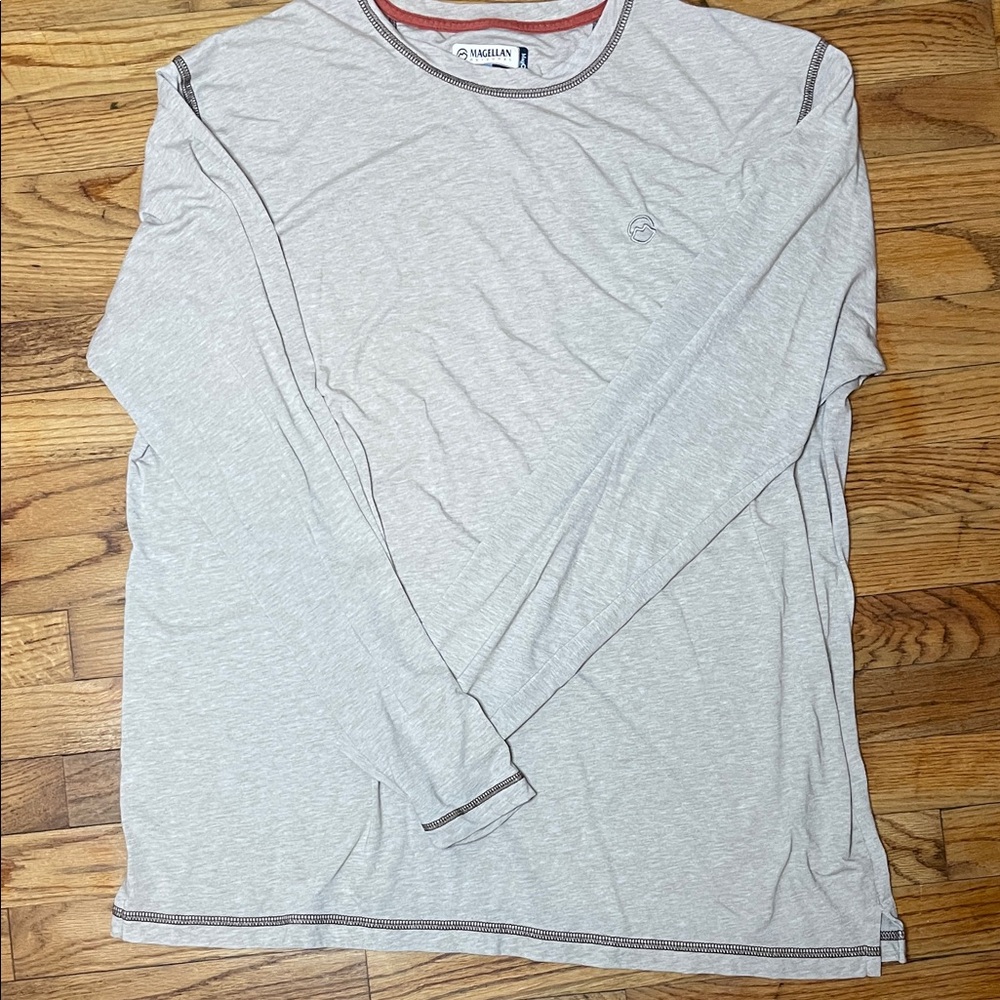 Magellan Outdoors Men's Light Gray Long Sleeve Tee